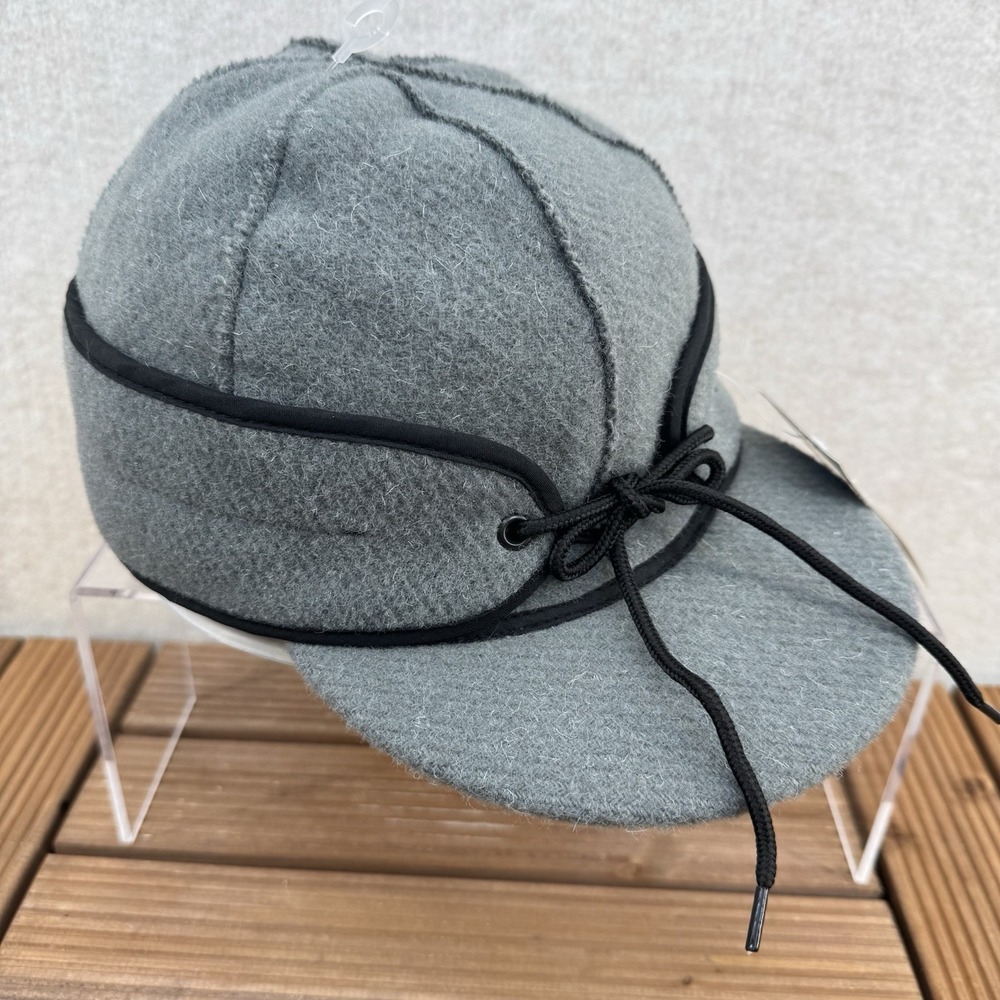 Wyoming Traders Fraser Wool Cap Grey Size 7 1/2 Reversible Ear Flaps